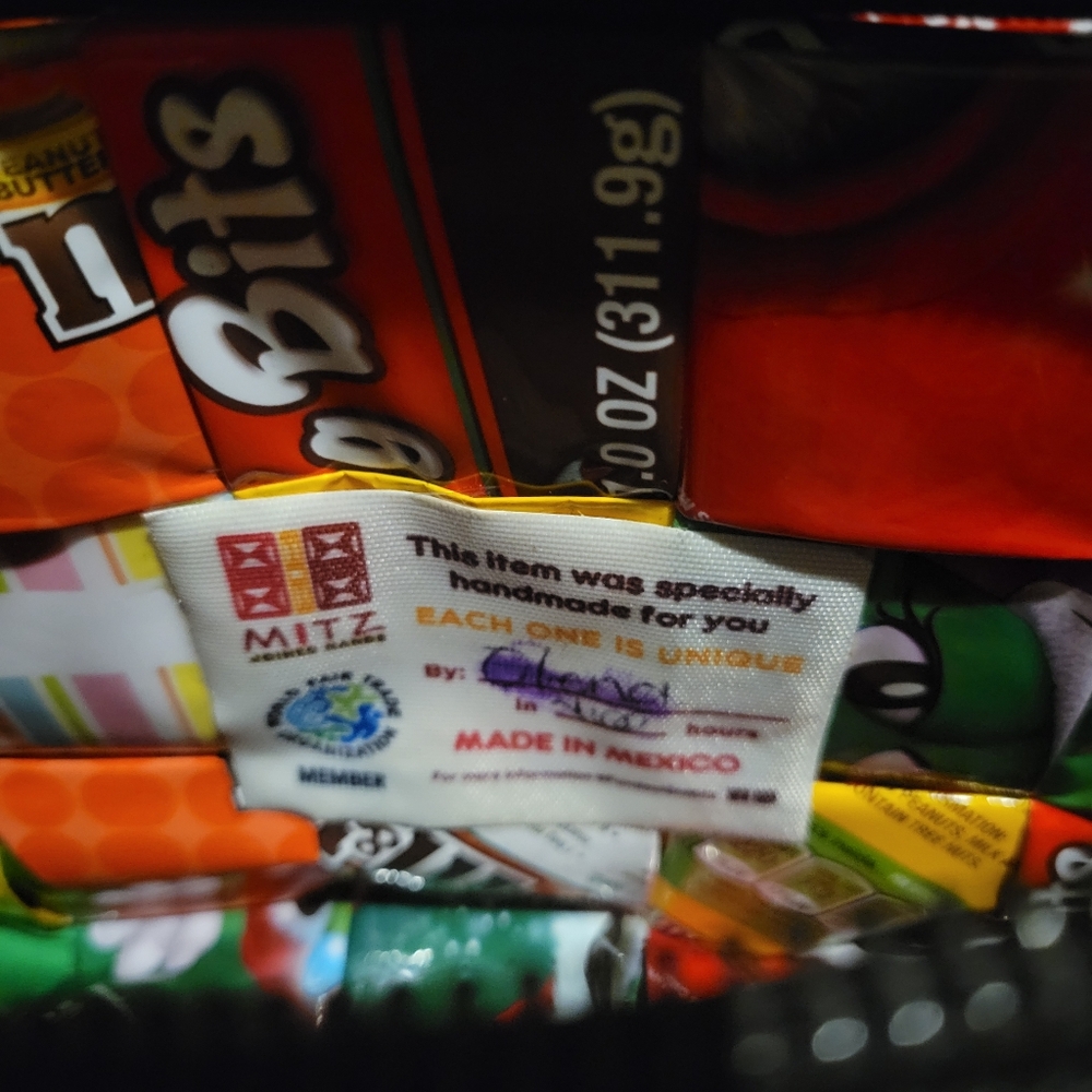 MITZ M&M'S Candy Wrapper Fanny Pack Multicolored - Picture 5 of 6